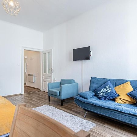 Explore Vienna: 1Br Retreat Near Westbahnhof المظهر الخارجي الصورة